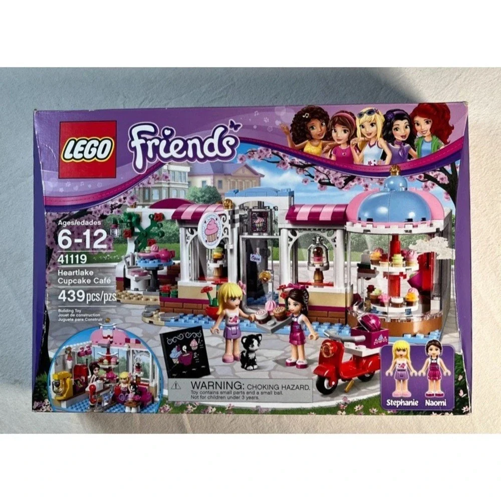 Lego description friends